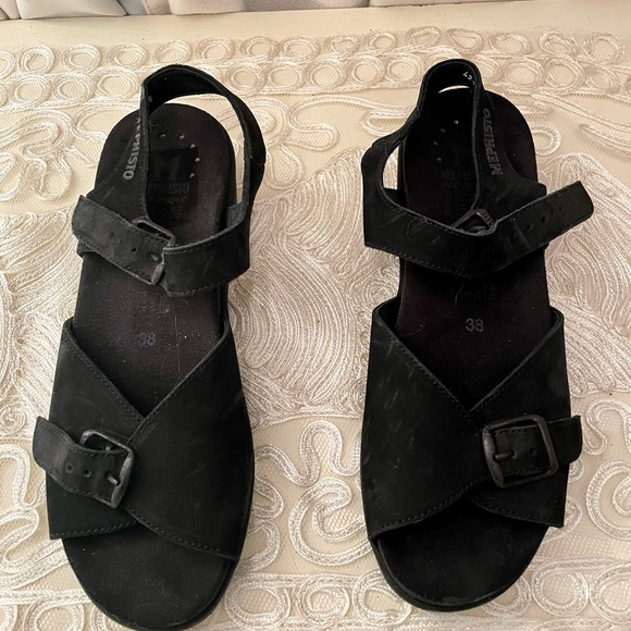 Mephisto Black Sandals never worn - Picture 6 of 10